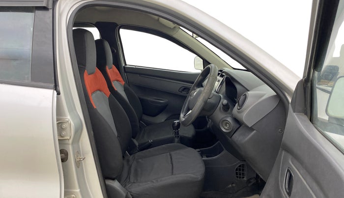 2015 Renault Kwid RXT 0.8, Petrol, Manual, 94,581 km, Right Side Front Door Cabin