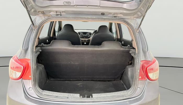 2015 Hyundai Grand i10 SPORTZ 1.2 KAPPA VTVT, Petrol, Manual, 47,100 km, Boot Open Zoomed View