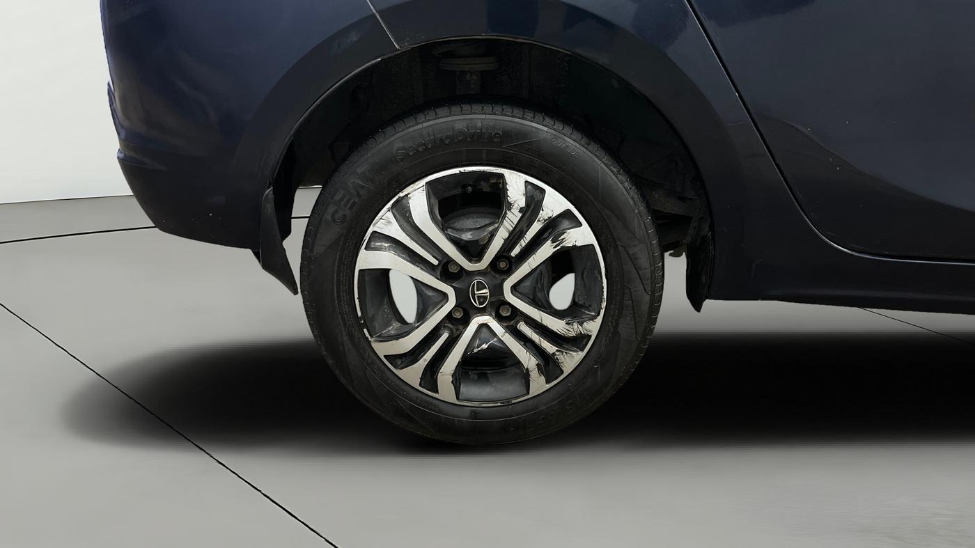 2022 Tata TIGOR XZ PLUS CNG, CNG, Manual, 94,845 km, Right Rear Wheel
