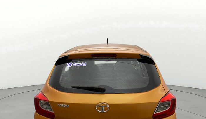 2016 Tata Tiago XZ PETROL, Petrol, Manual, 35,560 km, Rear Windshield