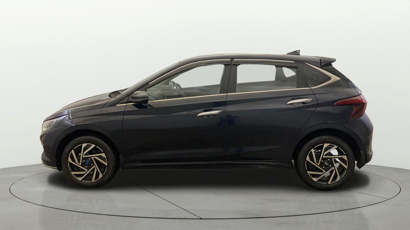 2024 Hyundai NEW I20 ASTA (O) 1.2 IVT, Petrol, Automatic, 26,302 km, Left Side