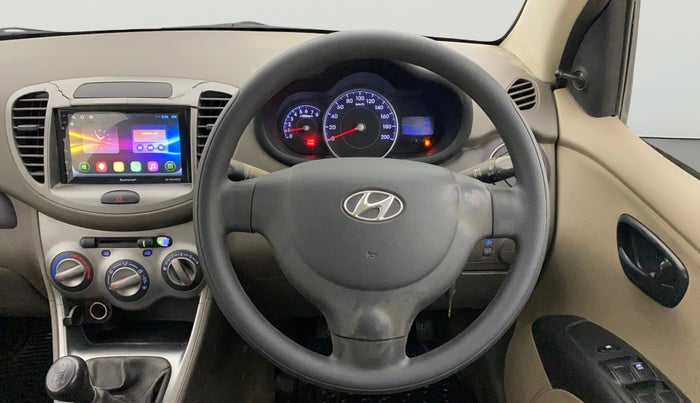 2013 Hyundai i10 MAGNA 1.1, Petrol, Manual, 1,02,588 km, Steering Wheel Close Up