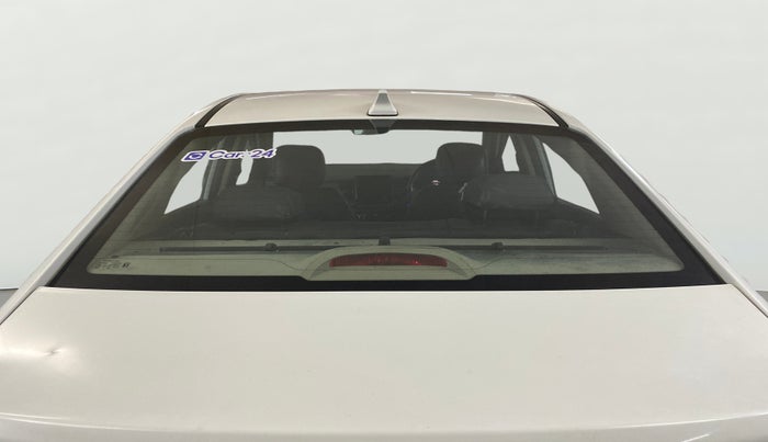 2021 Hyundai Verna SX (O) 1.5 CRDI AT, Diesel, Automatic, 1,08,132 km, Rear Windshield