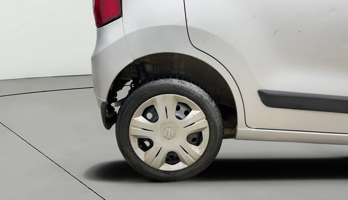 2016 Maruti Wagon R 1.0 VXI, Petrol, Manual, 42,705 km, Right Rear Wheel