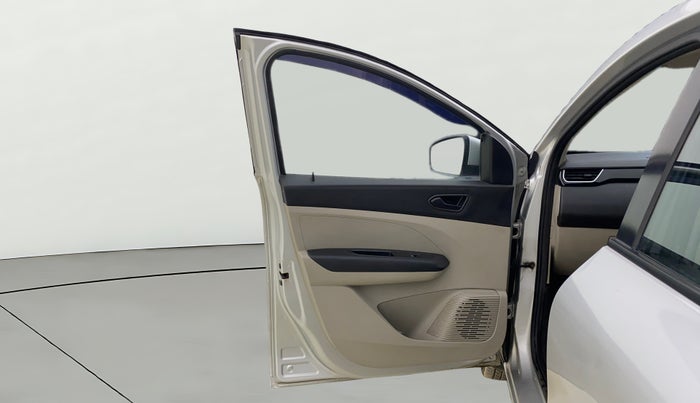 2019 Renault TRIBER RXT, Petrol, Manual, 35,615 km, LHS Front Door