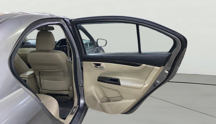 2018 Maruti Ciaz ZETA 1.4  MT PETROL, Petrol, Manual, 47,167 km, RHS Rear Door