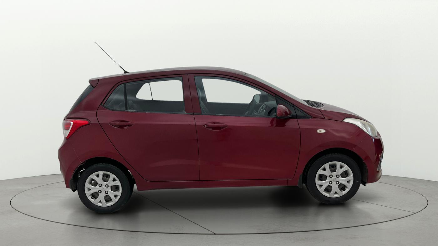 2015 Hyundai Grand i10 MAGNA 1.2 KAPPA VTVT, Petrol, Manual, 1,16,008 km, Right Side View