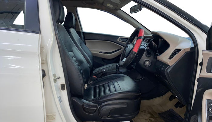 2018 Hyundai Elite i20 SPORTZ 1.2, Petrol, Manual, 1,00,499 km, Right Side Front Door Cabin