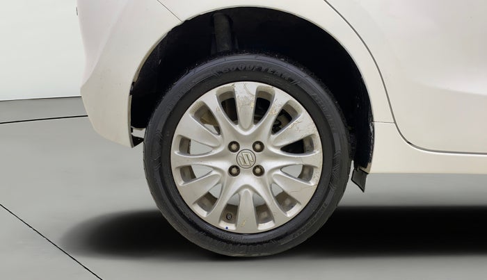 2017 Maruti Baleno ZETA PETROL 1.2, Petrol, Manual, 29,817 km, Right Rear Wheel