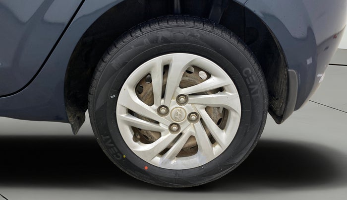 2021 Hyundai GRAND I10 NIOS MAGNA AMT 1.2 KAPPA VTVT, Petrol, Automatic, 1,00,812 km, Left Rear Wheel