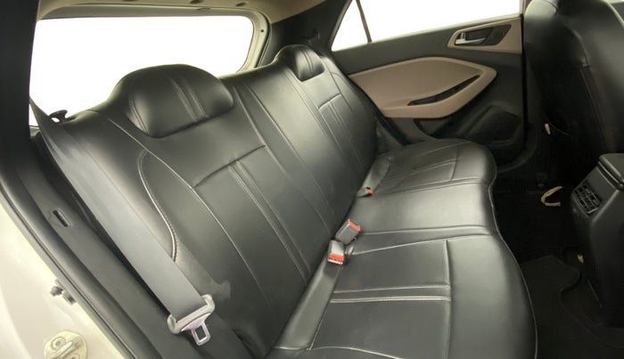 2018 Hyundai Elite i20 ASTA 1.2  CVT, Petrol, Automatic, 42,844 km, Right Side Rear Door Cabin