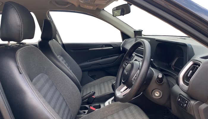 2023 KIA SONET HTK 1.5 DIESEL IMT, Diesel, Manual, 88,942 km, Right Side Front Door Cabin