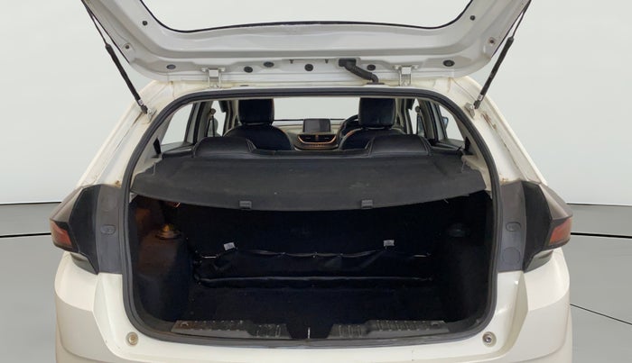 2021 Tata ALTROZ XT PETROL, Petrol, Manual, 61,105 km, Boot Open Zoomed View