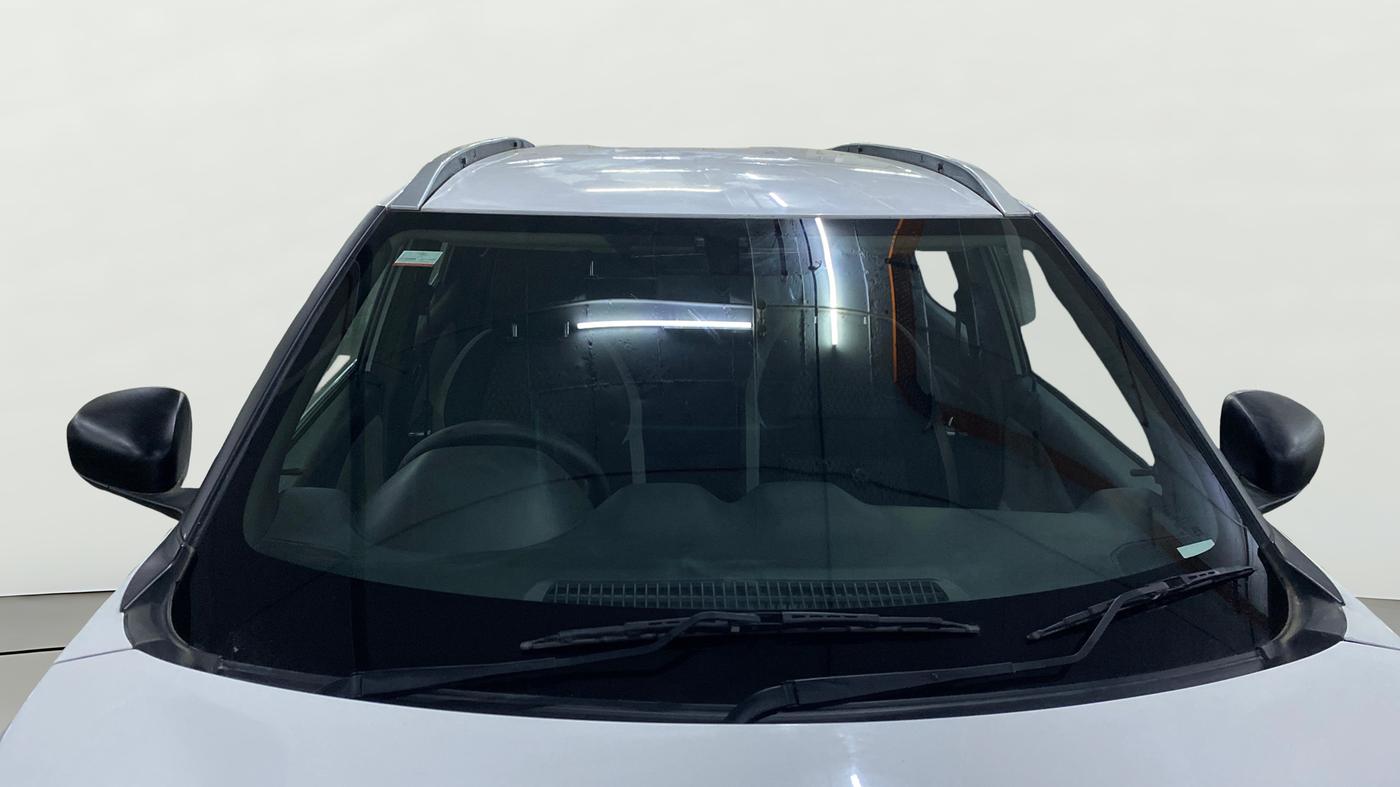 2024 Nissan MAGNITE XE, Petrol, Manual, 7,930 km, Front Windshield