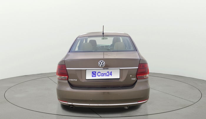 2015 Volkswagen Vento HIGHLINE PETROL AT, Petrol, Automatic, 51,090 km, Back/Rear