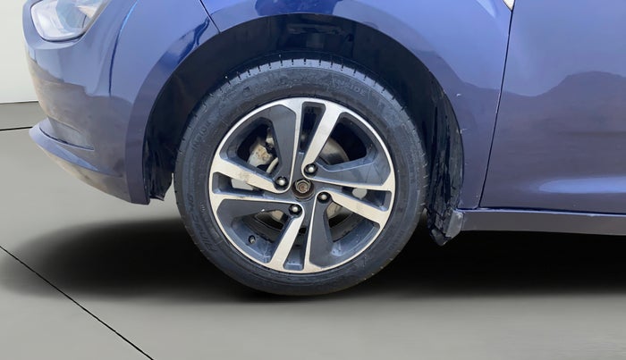 2023 Tata ALTROZ XZ PLUS SUNROOF CNG, CNG, Manual, 40,498 km, Left Front Wheel