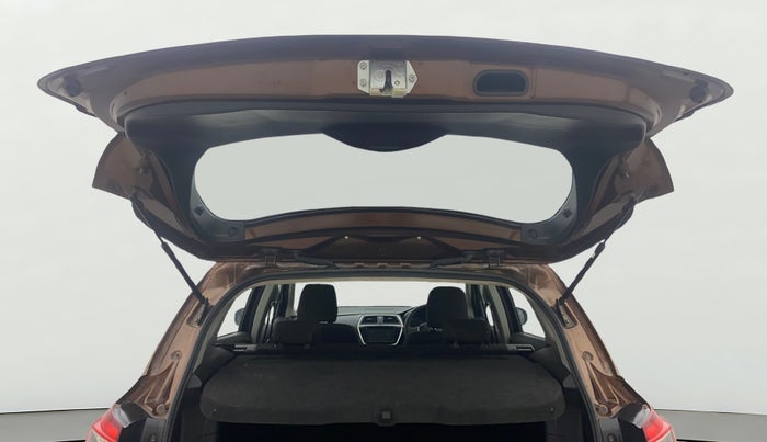 2015 Maruti S Cross ZETA 1.6, Diesel, Manual, 1,00,554 km, Boot Door Open