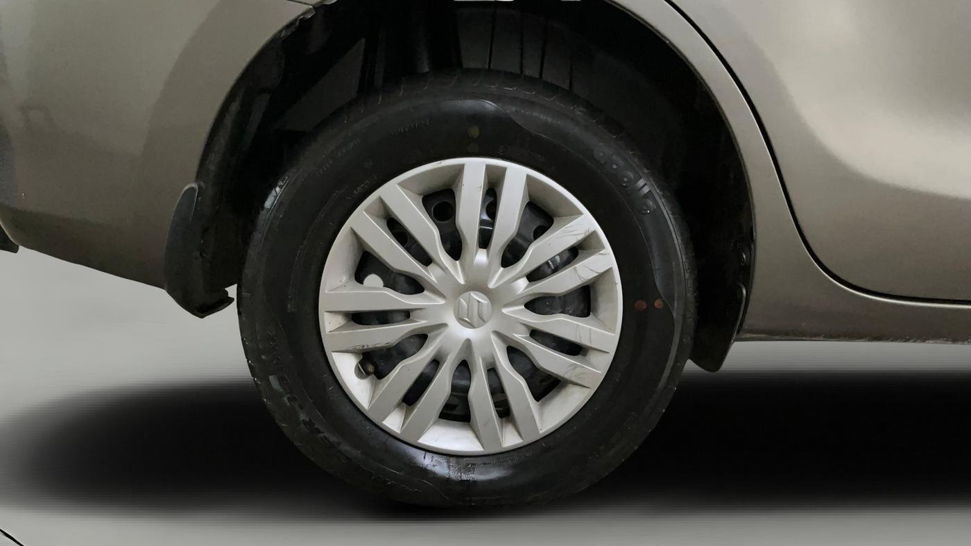 2024 Maruti Dzire VXI, Petrol, Manual, 22,503 km, Right Rear Wheel