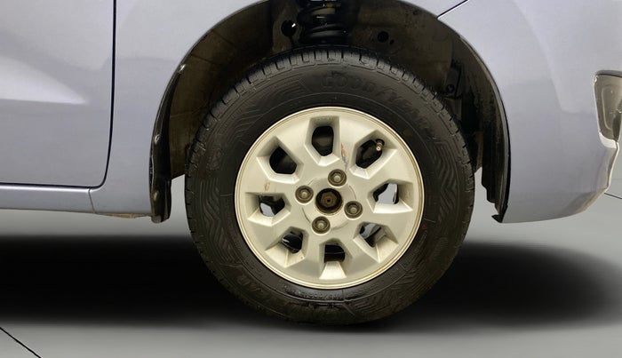 2013 Maruti Wagon R 1.0 LXI CNG, CNG, Manual, 85,769 km, Right Front Wheel