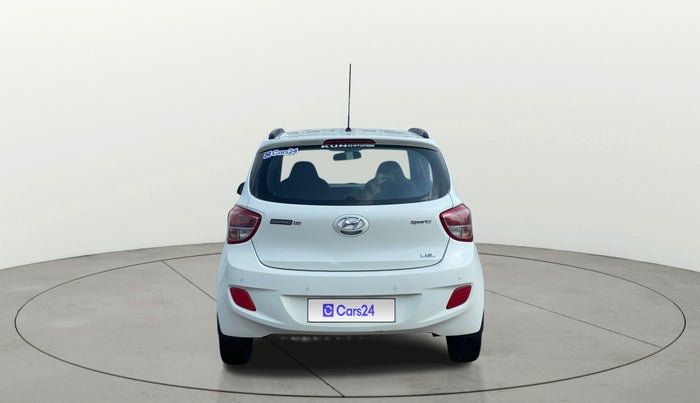 2016 Hyundai Grand i10 SPORTZ 1.2 KAPPA VTVT, Petrol, Manual, 51,857 km, Back/Rear