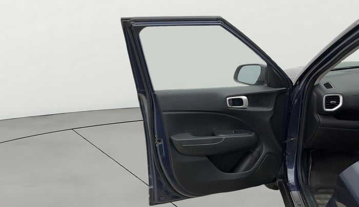 2021 Hyundai VENUE SX 1.0 TURBO, Petrol, Manual, 44,609 km, LHS Front Door