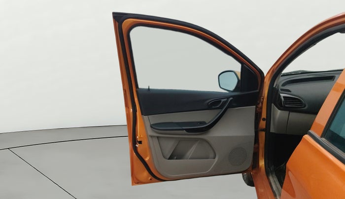 2016 Tata Tiago XT PETROL, Petrol, Manual, 1,09,669 km, LHS Front Door