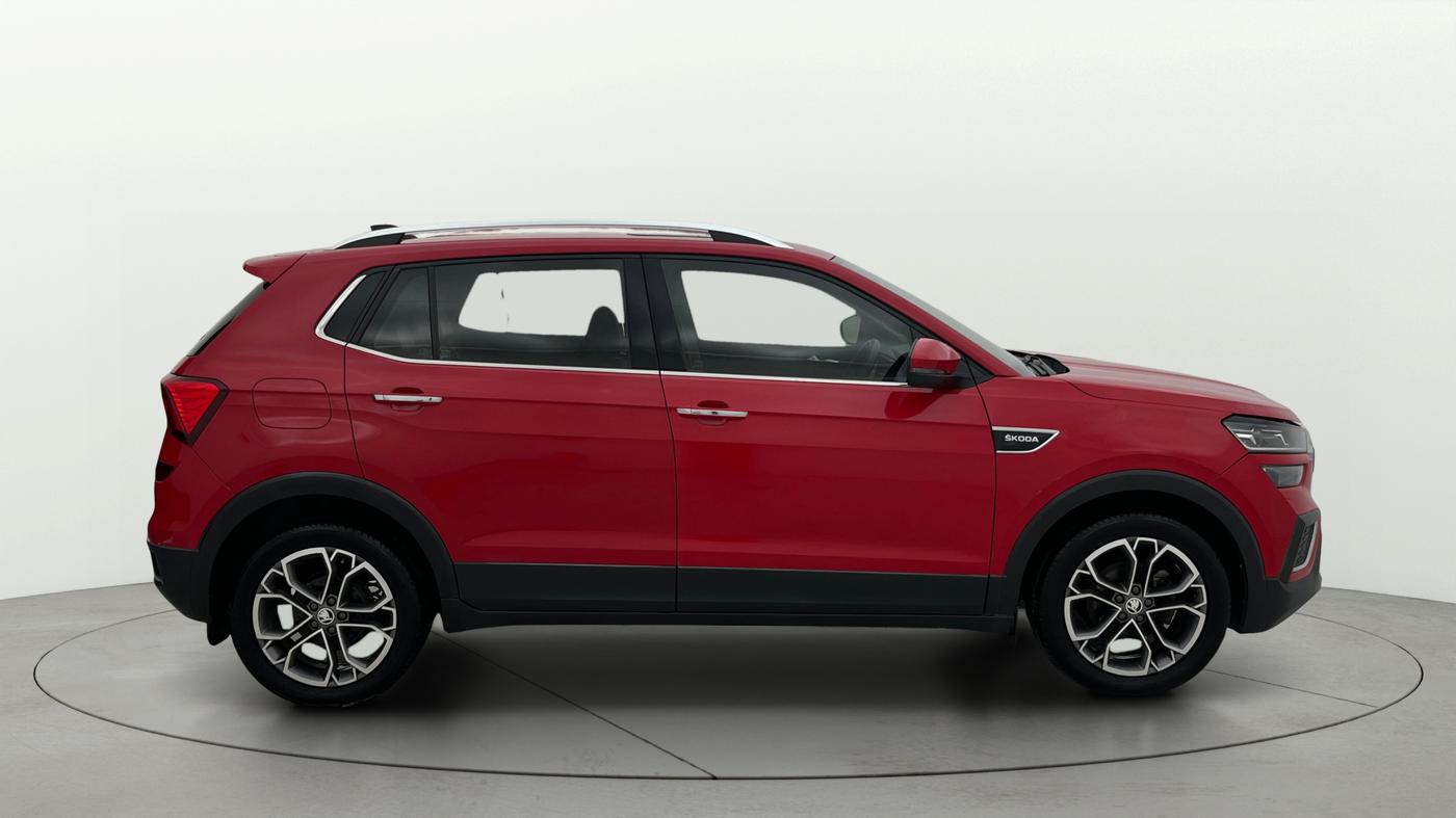2021 Skoda KUSHAQ STYLE 1.0L TSI MT, Petrol, Manual, 98,136 km, Right Side View