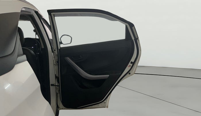 2021 Tata NEXON XM SUNROOF PETROL, Petrol, Manual, 33,975 km, RHS Rear Door