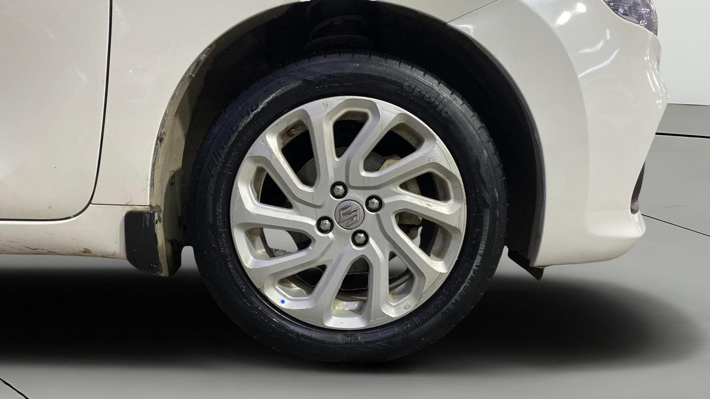 2022 Maruti Baleno ZETA 1.2 AGS, Petrol, Automatic, 91,311 km, Right Front Wheel