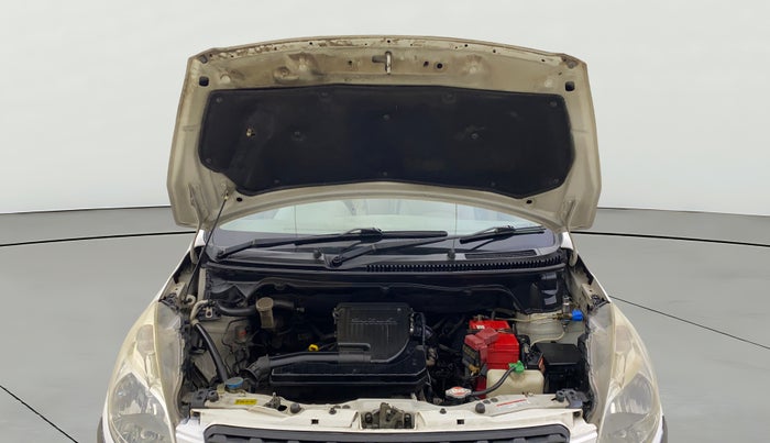 2015 Maruti Ertiga VXI, CNG, Manual, 77,466 km, Open Bonet