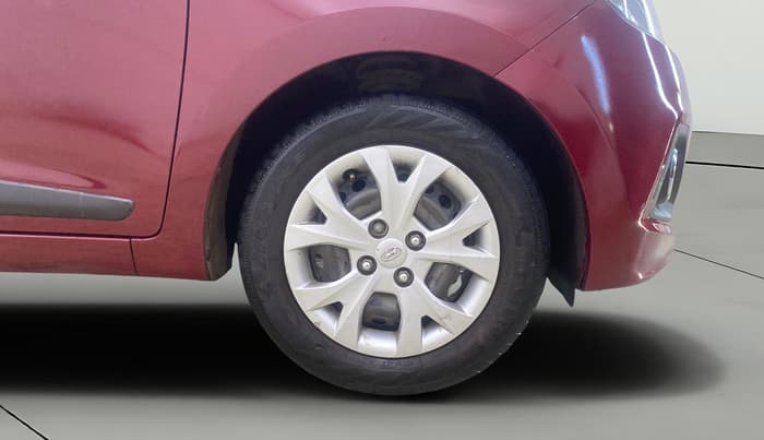 2015 Hyundai Grand i10 SPORTZ 1.2 KAPPA VTVT, Petrol, Manual, 74,104 km, Right Front Wheel
