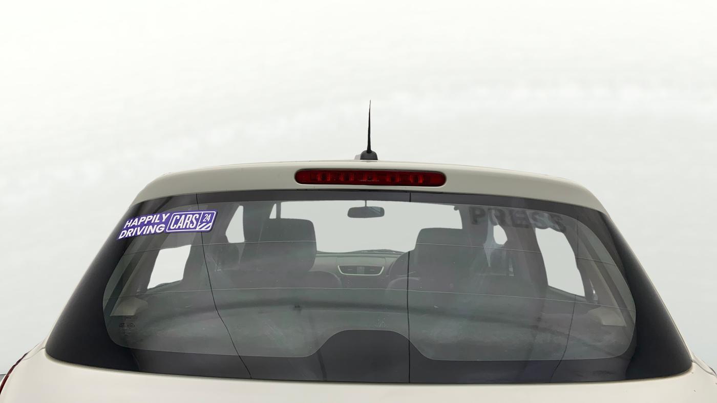2017 Maruti Swift VDI (O), Diesel, Manual, 76,874 km, Rear Windshield