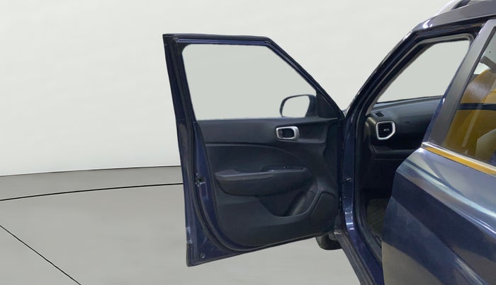 2020 Hyundai VENUE SX (O) 1.5 CRDI, Diesel, Manual, 88,879 km, LHS Front Door