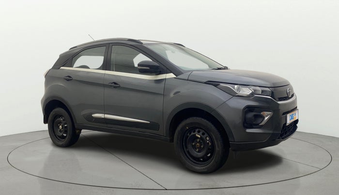 2022 Tata NEXON XM SUNROOF PETROL, Petrol, Manual, 23,108 km, Right Front Diagonal