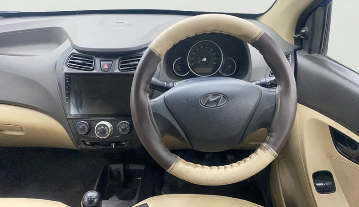 2015 Hyundai Eon 1.0 MAGNA +, Petrol, Manual, 82,902 km, Steering Wheel Close Up