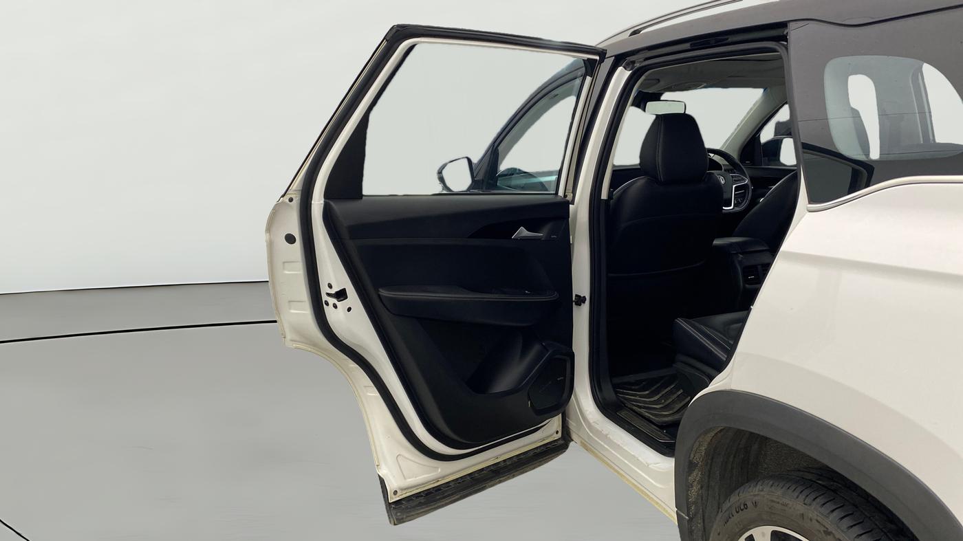 2022 MG HECTOR SHARP 1.5 PETROL CVT, Petrol, Automatic, 47,798 km, LHS Rear Door