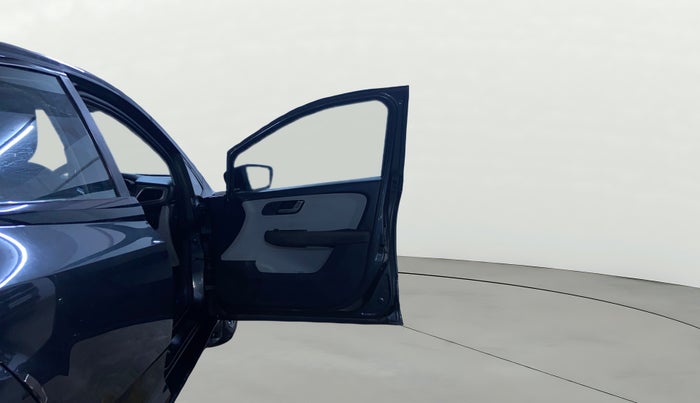 2020 Tata ALTROZ XZ PETROL, Petrol, Manual, 39,370 km, RHS Front Door