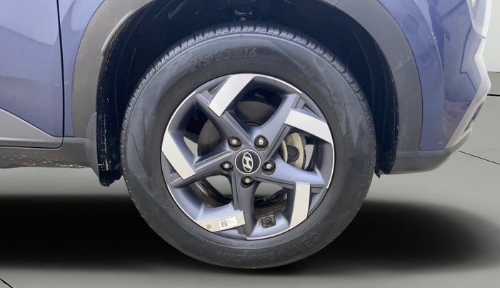 2021 Hyundai VENUE SX 1.5 (O) EXECUTIVE CRDI, Diesel, Manual, 15,975 km, Right Front Wheel