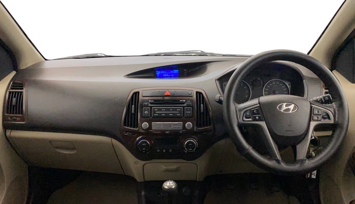 2014 Hyundai i20 SPORTZ 1.2, Petrol, Manual, 51,112 km, Dashboard