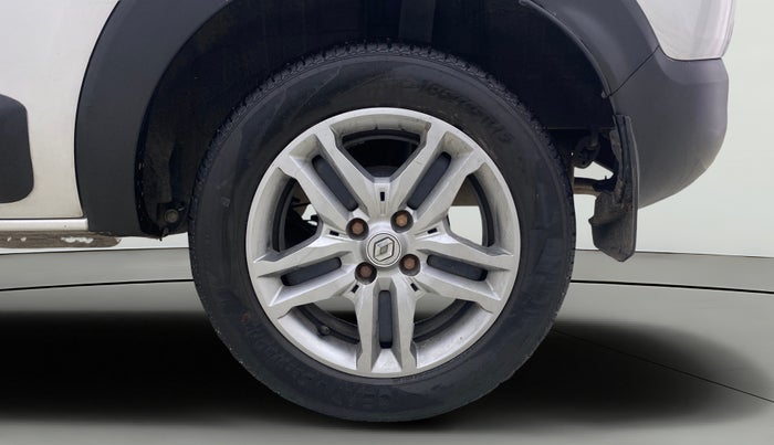 2020 Renault TRIBER RXZ, Petrol, Manual, 22,206 km, Left Rear Wheel