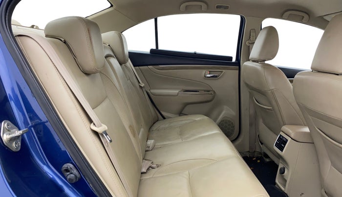 2019 Maruti Ciaz ALPHA 1.5 SHVS PETROL, Petrol, Manual, 1,10,193 km, Right Side Rear Door Cabin