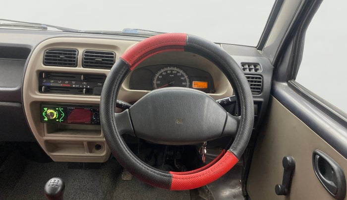 2016 Maruti Eeco 7 STR, Petrol, Manual, 68,008 km, Steering Wheel Close Up