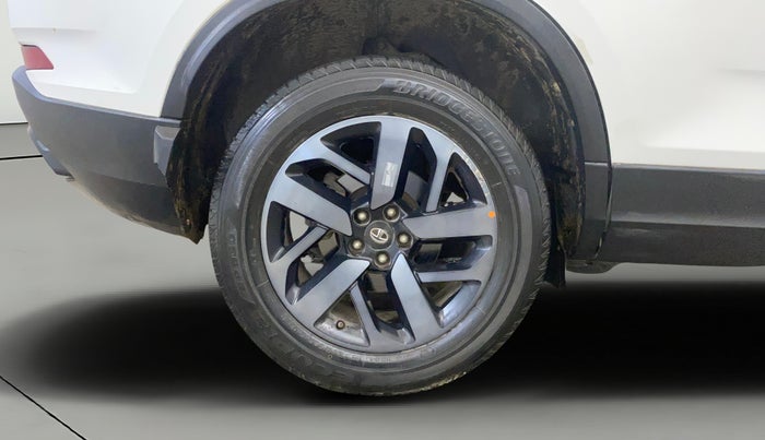 2022 Tata Safari XZA PLUS, Diesel, Automatic, 37,287 km, Right Rear Wheel