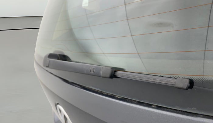 2014 Volkswagen Polo HIGHLINE1.2L, Petrol, Manual, 57,216 km, Rear Wiper