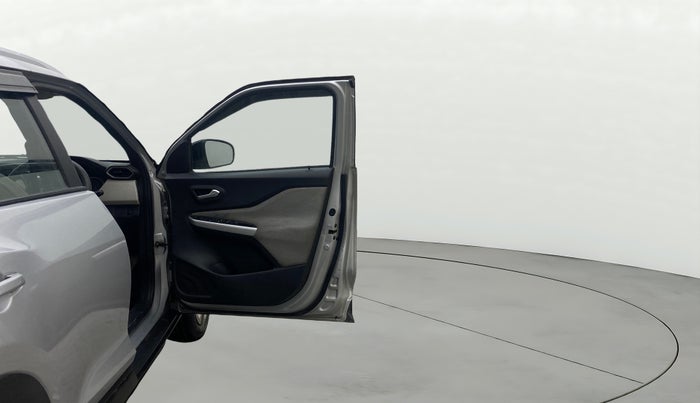 2021 Nissan MAGNITE XL, Petrol, Manual, 94,492 km, RHS Front Door