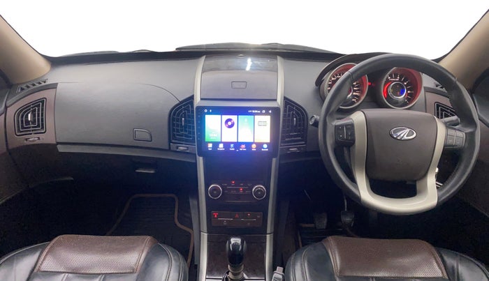 2014 Mahindra XUV500 W8, Diesel, Manual, 85,652 km, Dashboard
