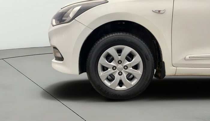 2016 Hyundai Elite i20 MAGNA 1.2, CNG, Manual, 87,283 km, Left Front Wheel