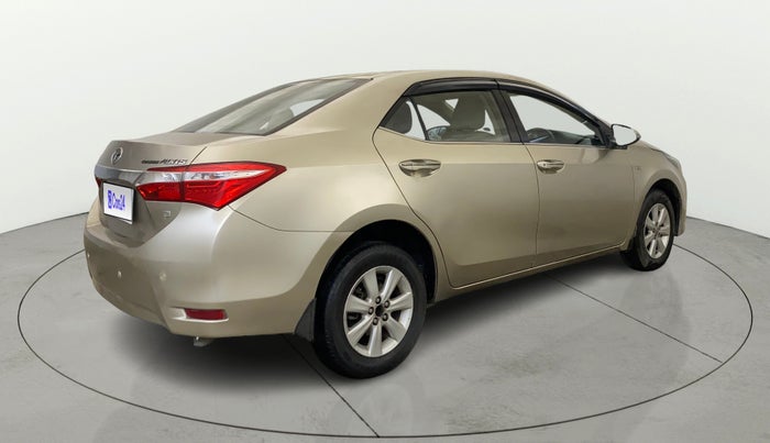 2015 Toyota Corolla Altis G CVT PETROL, Petrol, Automatic, 1,19,580 km, Right Back Diagonal