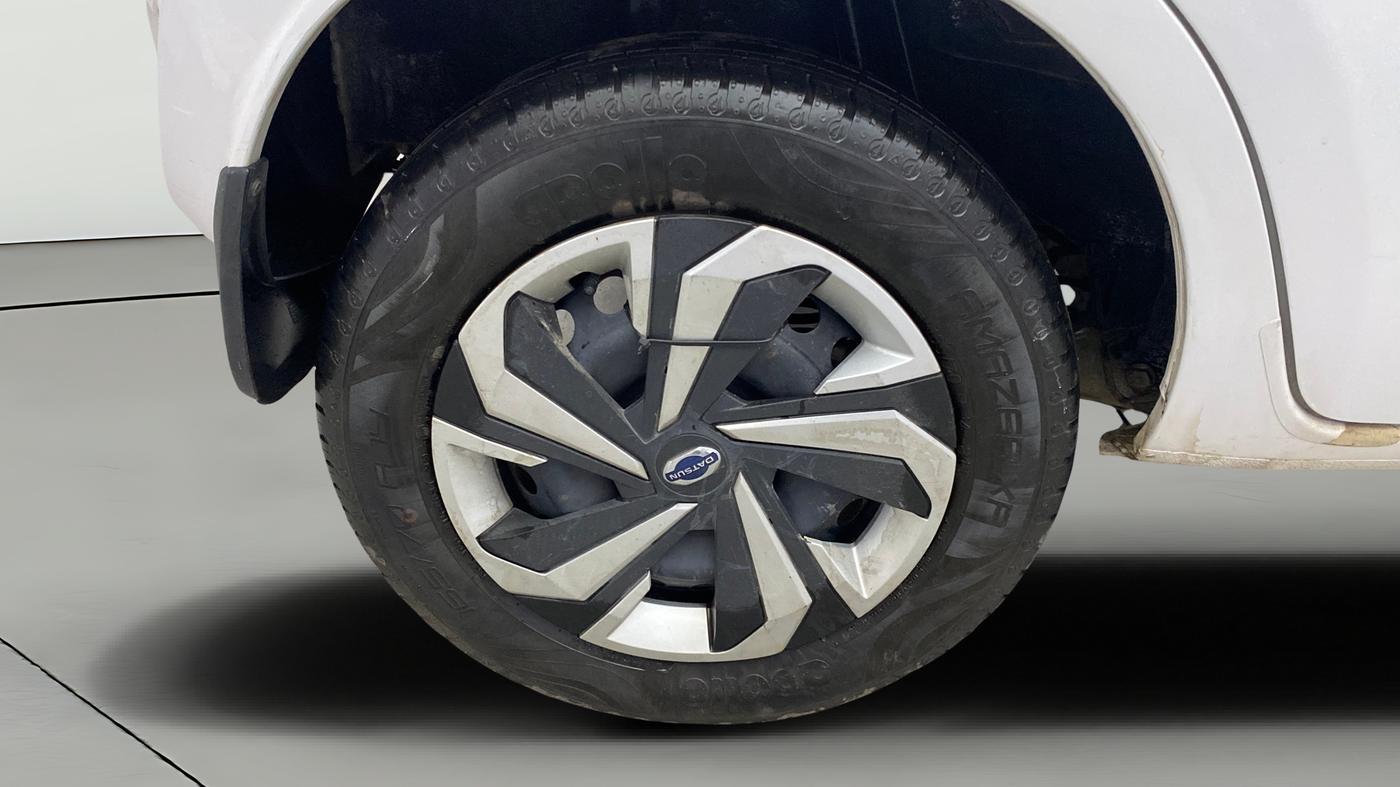 2020 Datsun Redi Go T(O) 1.0 AMT, Petrol, Automatic, 31,745 km, Right Rear Wheel