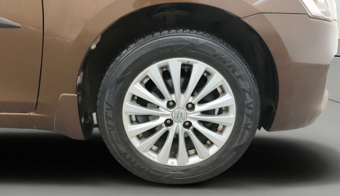 2016 Maruti Ciaz ZXI, Petrol, Manual, 34,030 km, Right Front Wheel